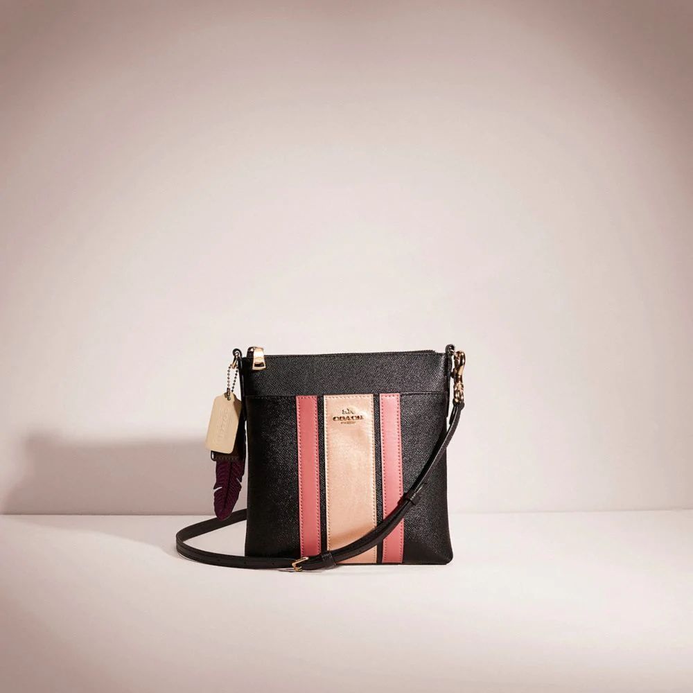 Upcrafted Kitt Messenger Crossbody