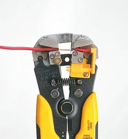 Self-Adjusting Wire Stripper