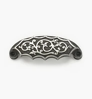 Scalloped Victorian Cup Pull