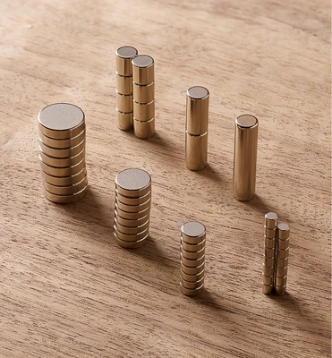50-Piece Magnet Sampler