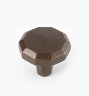 Tudor Knob