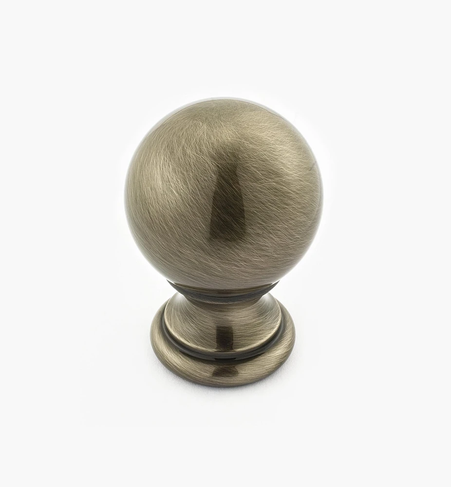 Bouton-boule en laiton tourné
