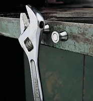 Standoff Magnetic Tool Holder