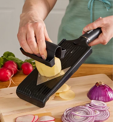 V-Slicer with Julienne Blade
