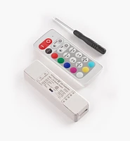 Boîtier de commande Wi-Fi Proline pour luminaire-ruban à DEL couleur et blanches