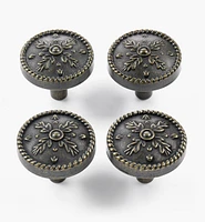 Chartres Cup Pull & Knob