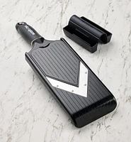 V-Slicer with Julienne Blade