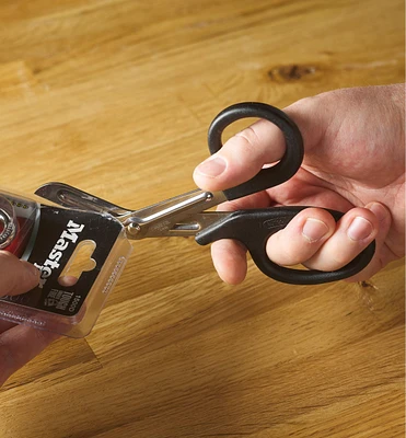 Clamshell Scissors