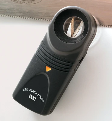 15-Power Lighted Loupe