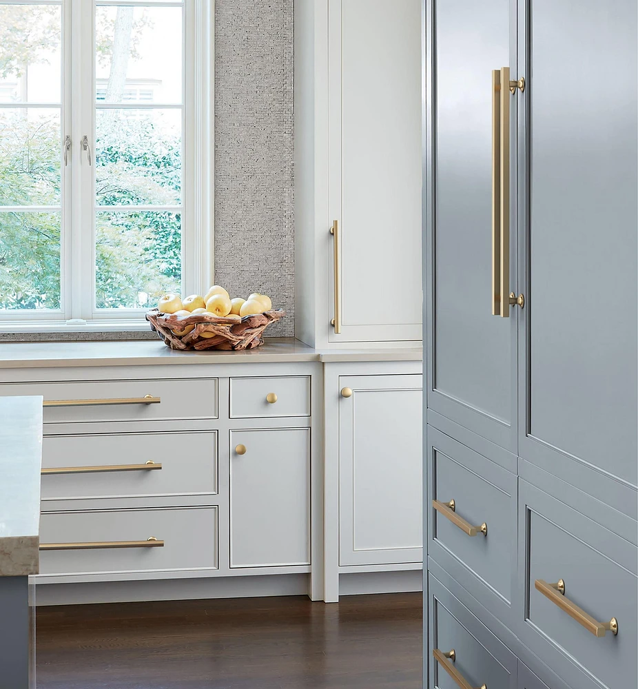 Everett Appliance Handles