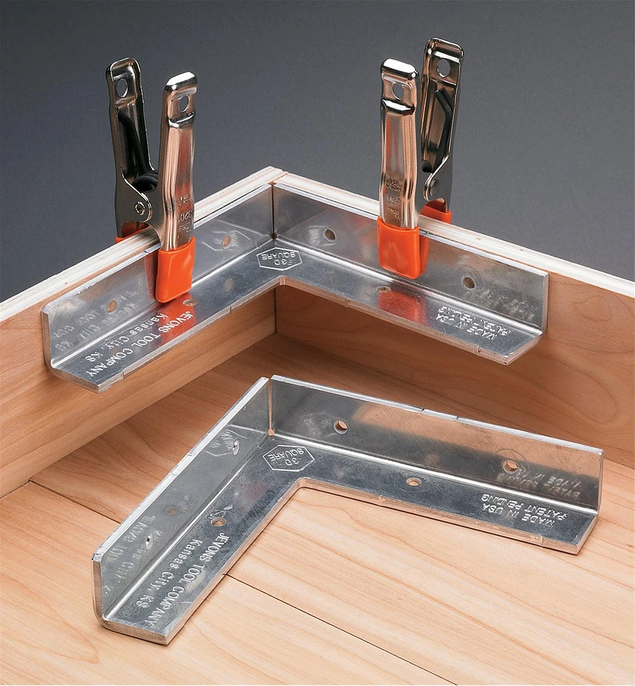 90° Assembly Braces