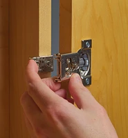 Petites charnières 105° Blumotion Clip, porte à demi-recouvrement