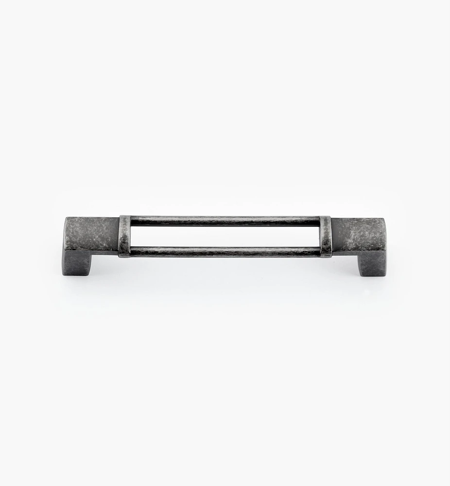 Monarch Handle