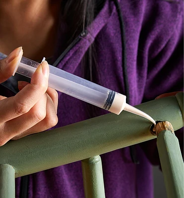 Curved-Tip Syringe