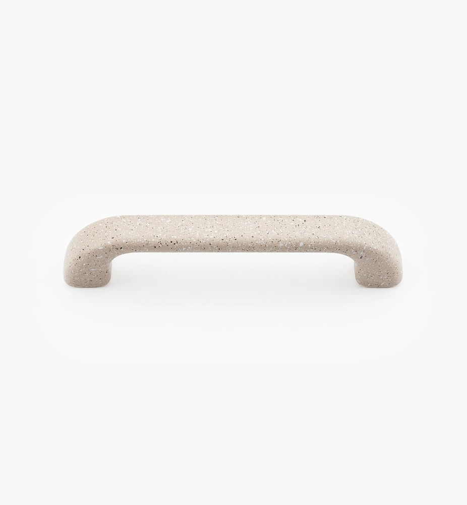 Broad Plastic Pull