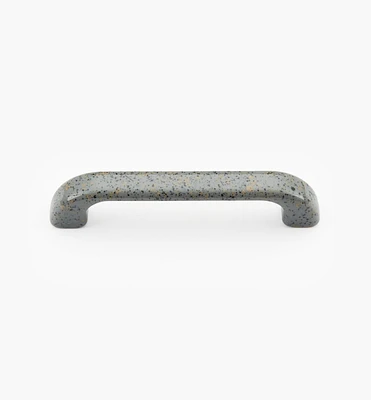 Broad Plastic Pull
