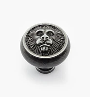 Boutons à tête de lion