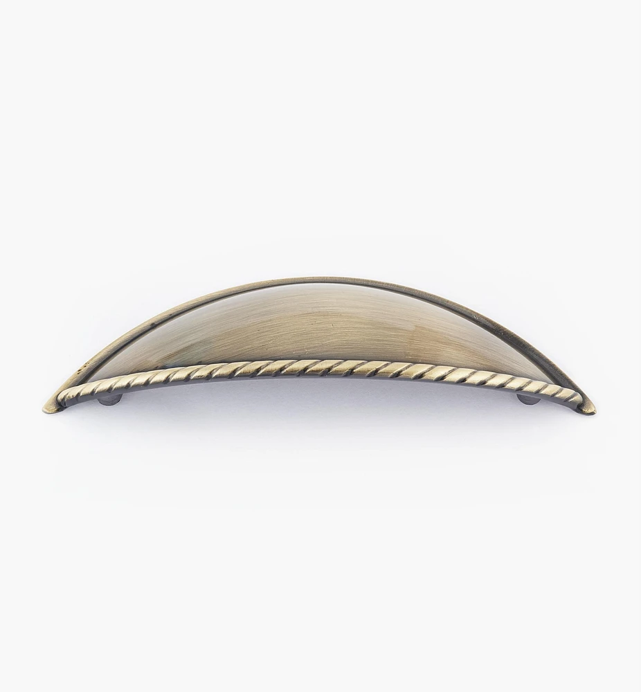 Rope-Edge Cup Pull