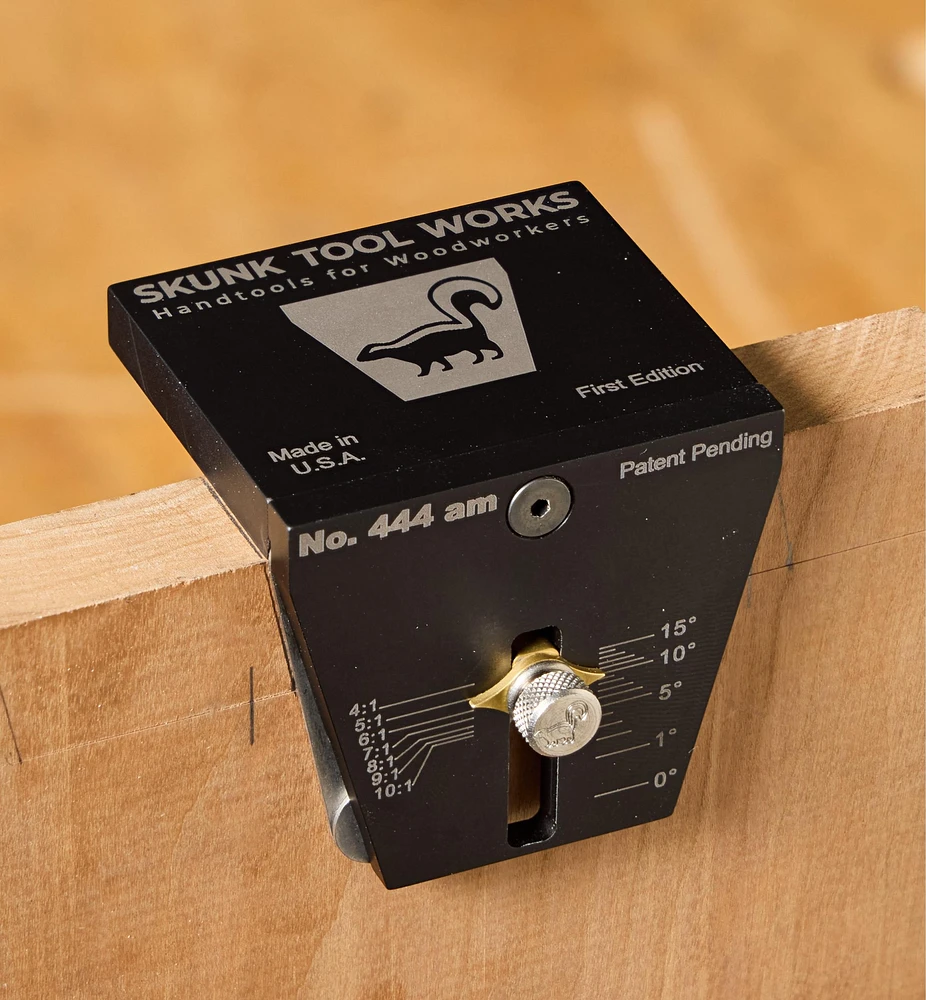 No. 444 am Adjustable Dovetail Marker