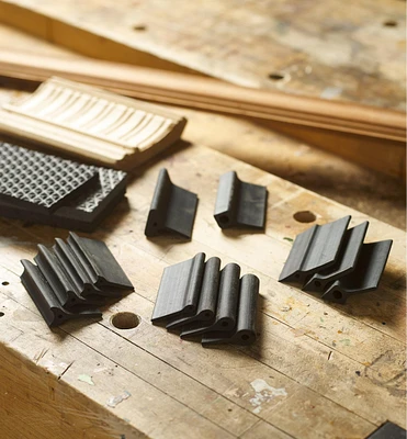 Contour Sanding Grips