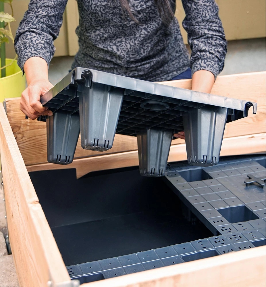Self-Watering Raised-Bed Hardware