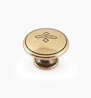 Detailed Bow Knobs