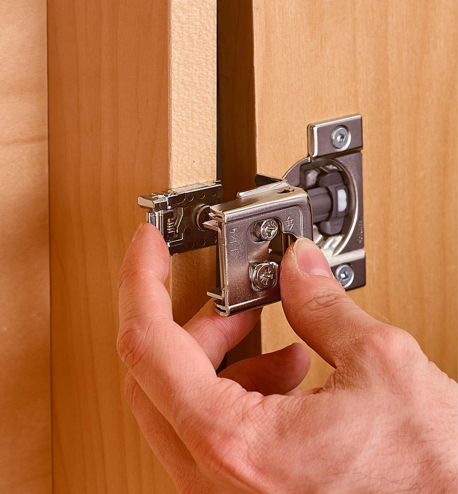 110° Overlay Compact Blumotion Clip Hinges
