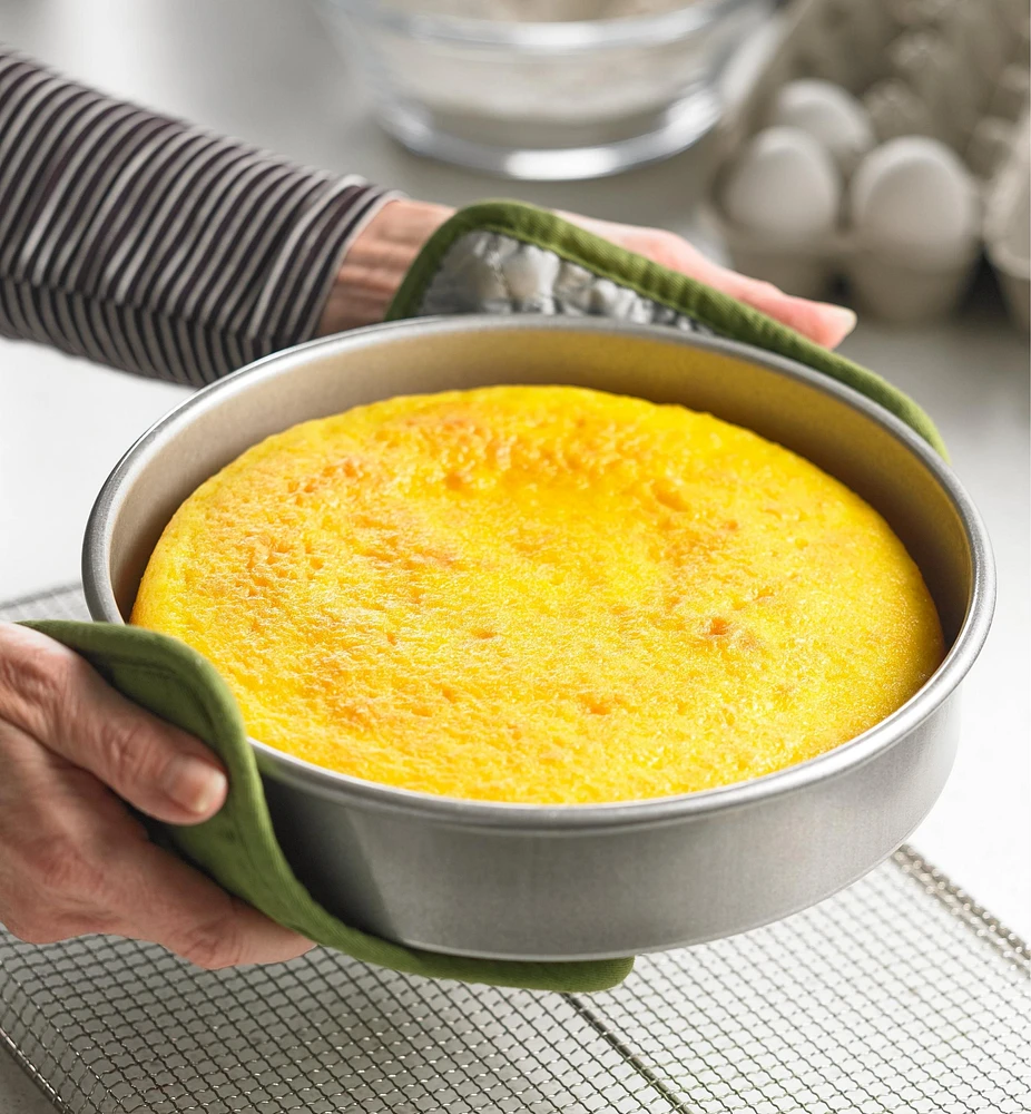 9" Round Cake Pan