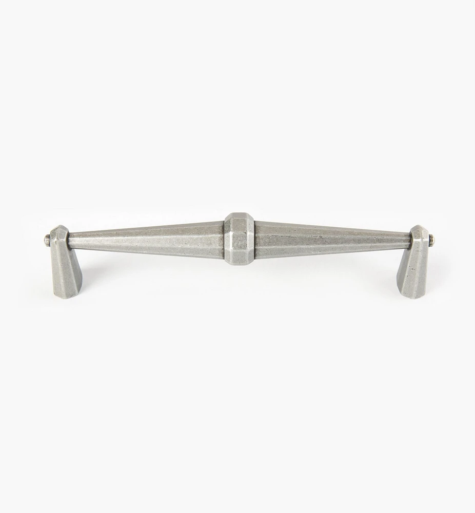 Tudor Handle