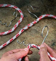 Crochets à tige vrillée