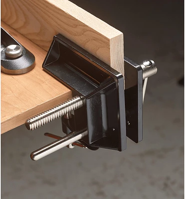 In-Line Vise