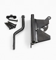 Self-Aligning Gate Latch