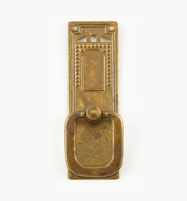 Pierced Vertical Ring Pull