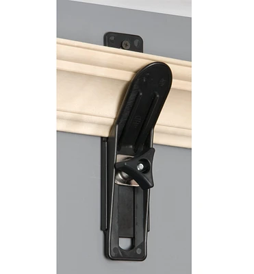 Crown Molding Hanger