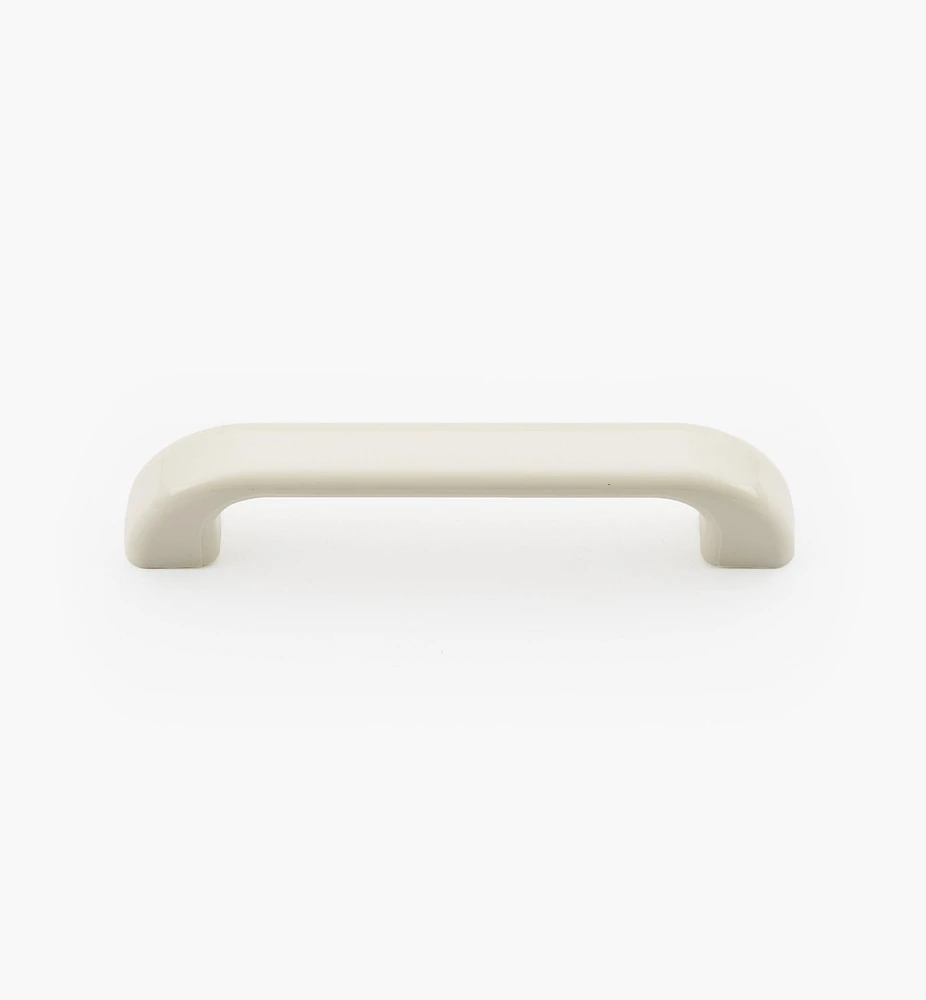 Broad Plastic Pull