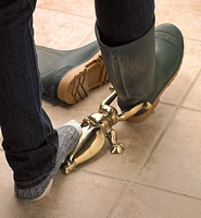 Coléoptère tire-botte en laiton