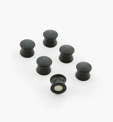 Magnetic Tacks