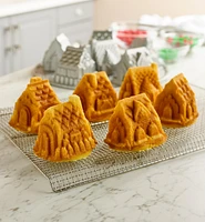 Cozy Village Pan