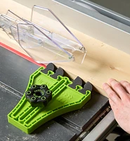 Portable Saw Featherboard