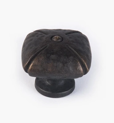 Classic Siena Square Knob