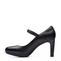 Women's Ambyr Shine Mary Jane Pump