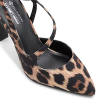 Miischa Slingback Pump