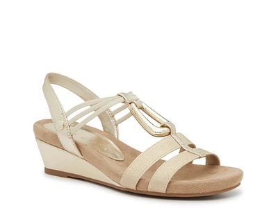 Vannia Wedge Sandal