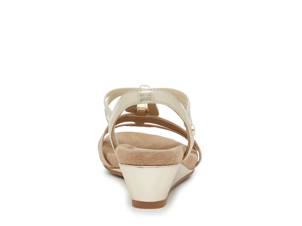 Vannia Wedge Sandal