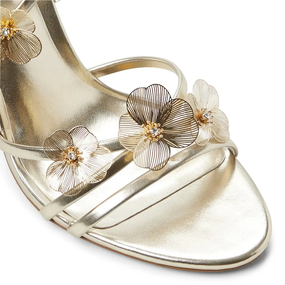 Ariia Sandal