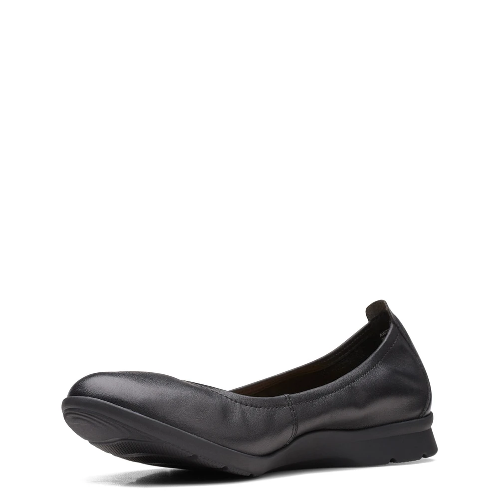 Women's Jenette Ease Ballet Flat