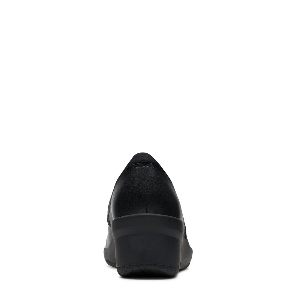 Women's Suttyn Walk Slip-on Shoe