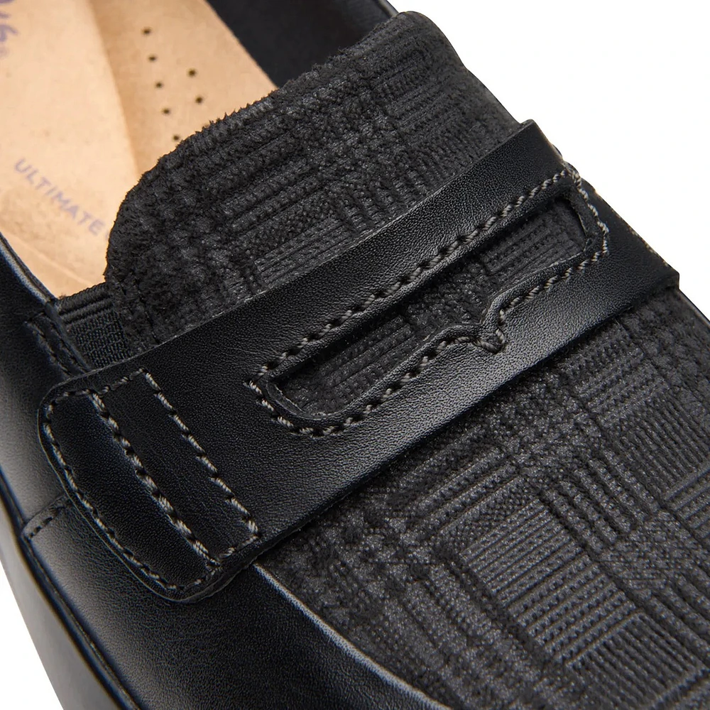 Ellowyn Penny Wide Width Loafer