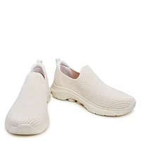 Women's GO WALK 7 - Amina Slip-On Sneaker