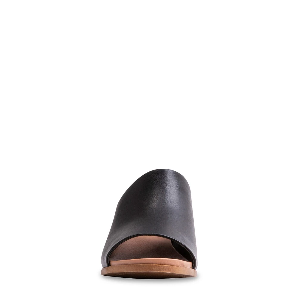 Kacey Sandal